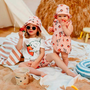 Muumi Mansikka t-paita luonnonvalkoinen lapsen yll=C3=A4. - Skjortor och huvtröjor - 72579250 - 2