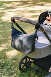 Done by Deer Stroller bag laukku Black rattaissa. - Skötväskor och organizers - 7043880 - 2