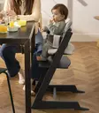 Stokke Tripp Trapp syöttötuoli Black Baby Setilla ja pehmusteilla. - Stokke Tripp Trapp produkter - 685000 - 2