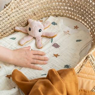 Rassel Done By Deer Tiny - Skallror, greppleksaker och bollar - 4313191 - 2