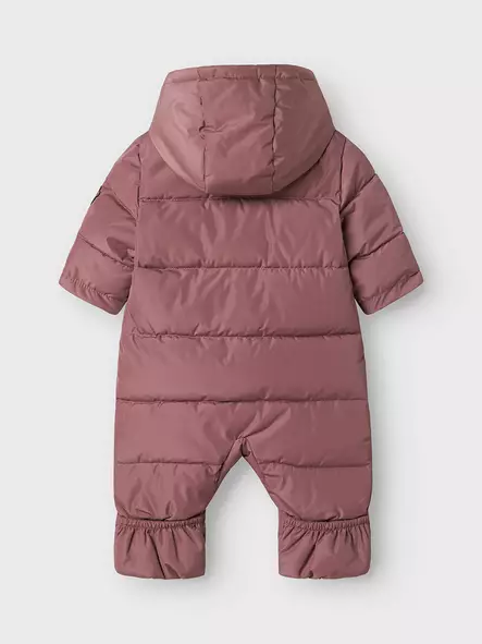 Name it vauvan haalari Grape Shake takaa. - Barnens mellansäsongsoveraller - 132308781 - 2