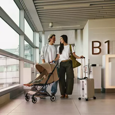 Matkarattaat CYBEX Orfeo Almond Beige sopivat käsimatkatavarakokoon. - Resevagnar och barnvagnar - 526001031 - 2