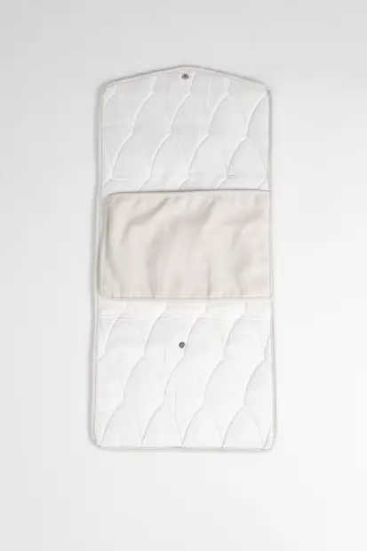 Najell matkahoitoalusta Oat Beige. - Skötbäddar - N02305901 - 1