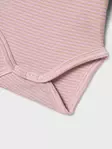 Name It vauvan body Pastel Lavender, haaraosassa nepparikiinnitys. - Bodys och tröjor - 132344821 - 2