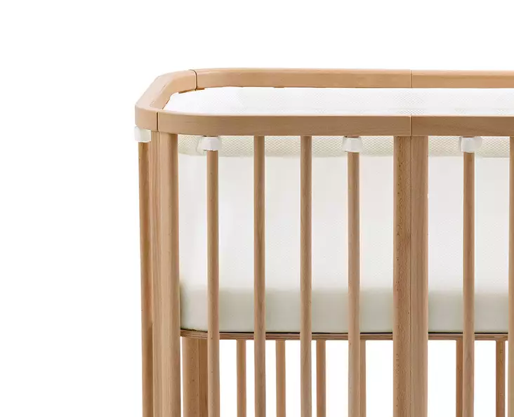 Pinnasängyn reunapehmuste Nighti Mini Mesh Liner White. - Spjälskydd - 711101 - 1