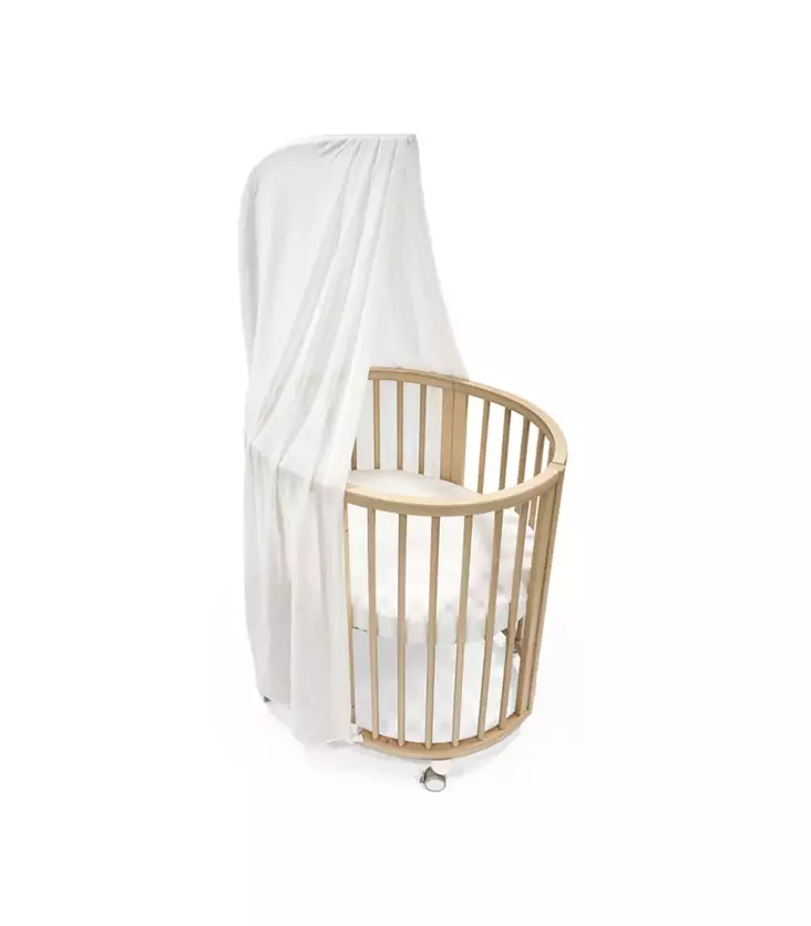 Uudinverho Sleepi Mini V3 sängyssä. - Stokke Sleepi produkter - 599301 - 1