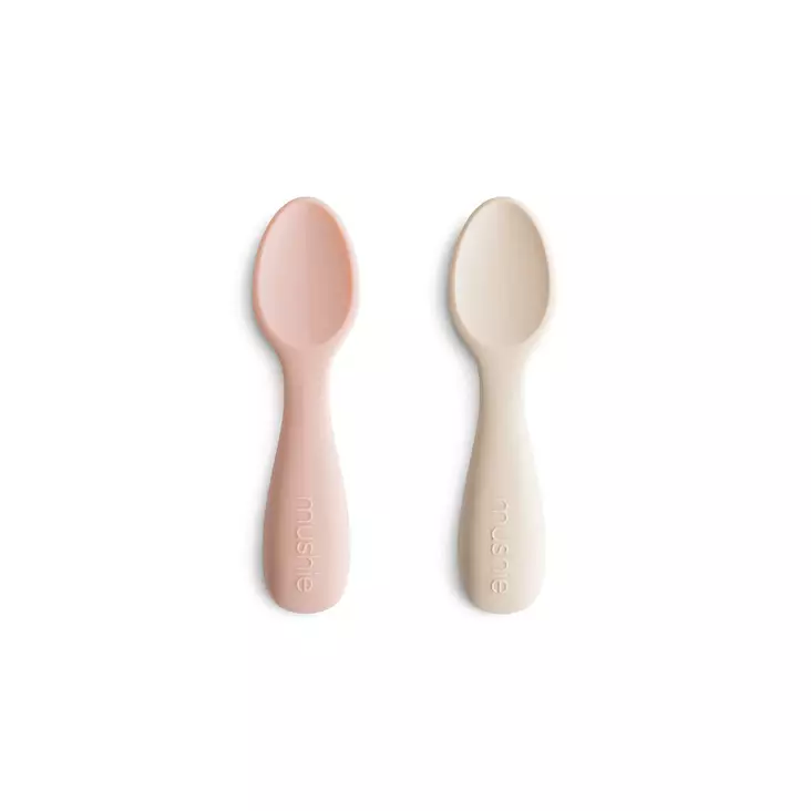 Mushie ensilusikat silikonia 2-pack Blush/Shifting Sand. - Första skedar och barnbestick - 101352 - 1