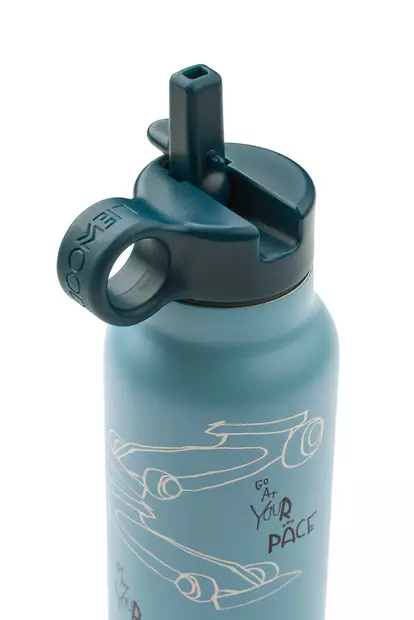 Liewood juomapullo Falk 350 ml Race cars/Beach blue sporttikorkilla. - Vattenflaskor och flaskor med sugrör - 19617-2783 - 2