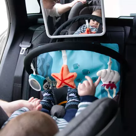 Ezimoov aktiviteettikaari turvakaukalossa. - Babyspegel för bilen - EZ1403 - 2