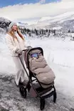 Voksi Urban untuvalämpöpussi Walnut sopii lähes kaikkiin rattaisiin. - Åkpåsar för barnvagn - 01813040-2403 - 7