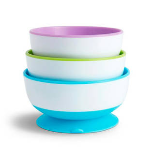 Munchkin imukuppikulhot 3 kpl ovat kaikki eri kokoisia. - Tallrikar och skålar - 232355 - 2
