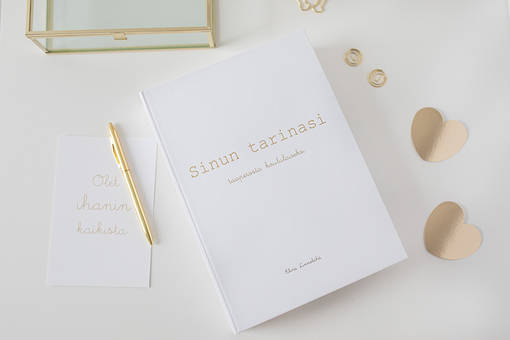 Sinun tarinasi - taaperosta koululaiseksi. - Babypresenter och dopgåvor - 524154785965 - 1