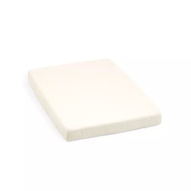 Stokke Nighti Mini muotolakana 2026 Birch Beige 60x80cm. - Påslakan och underlakan - 710505 - 1