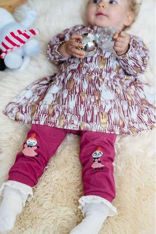 Martinex Muumi Myy housut Pinkki lapsella yll=C3=A4. - Bäbybyxor - 72581236 - 2