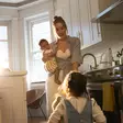 Rintapumppu Medela Motion InBra Double, anatominen muotoilu, sisältää usean eri kokoisen sovittimen. - Bröstpumpar - 101047548 - 2