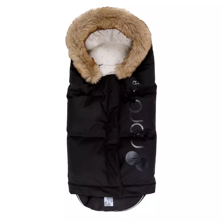 L=C3=A4mp=C3=B6pussi Nordbaby Max footmuff Black. - Åkpåsar för barnvagn - 281139 - 1