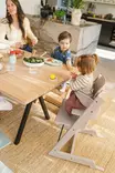Tripp Trapp tuoli Cashmere Grey lapsella Baby Setin kanssa. - Matstolar för barn - 100143CGSTA - 2