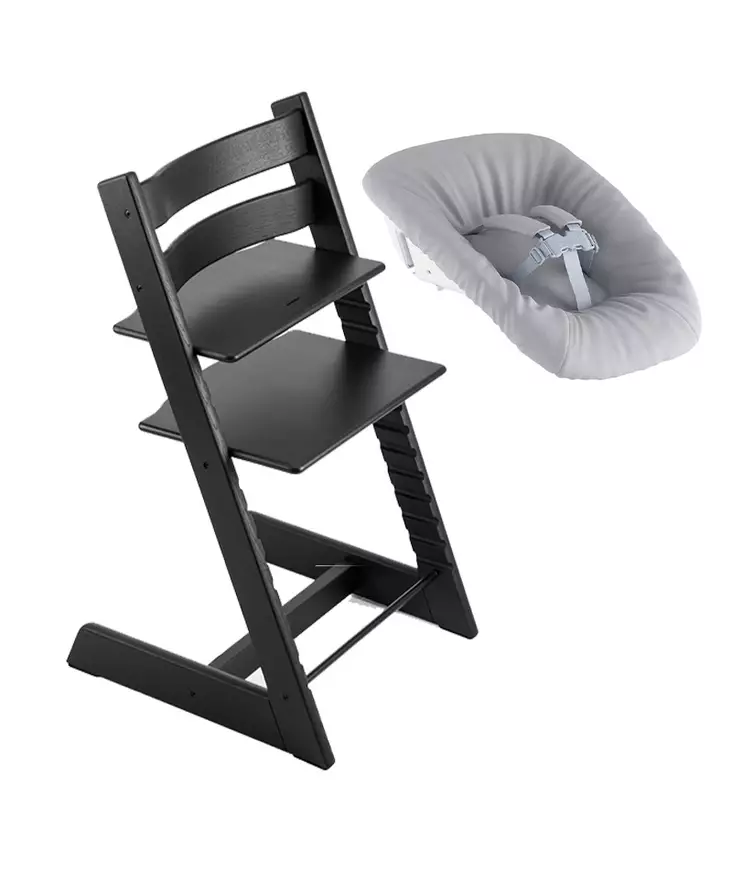 Paketissa on Oak Black Stokke Tripp Trapp sy=C3=B6tt=C3=B6tuoli ja New=
born Set - Stokke Tripp Trapp produkter - 100140NB - 1