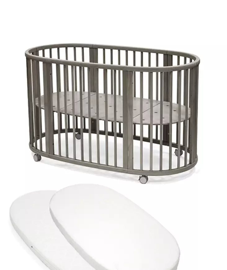 Stokke Sleepi V3 pinnasänky Hazy Grey ja patja sekä muotolakana. - Stokke Sleepi produkter - 591403bund - 1