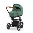 Cybex Priam 2023 yhdistelmävaunut värissä Leaf Green edestä. - - - 8