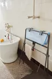 Stokke Flexi Bath kylpyamme taittuu kasaan myös Flexi Stand telineen kanssa. - Badkar och badstöd - 531913pak - 2
