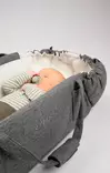 Najell SleepCarrier X kantokassi Stormy Grey vauvalla. - Liggvagnar och bärväskor - N20115801PAK - 2
