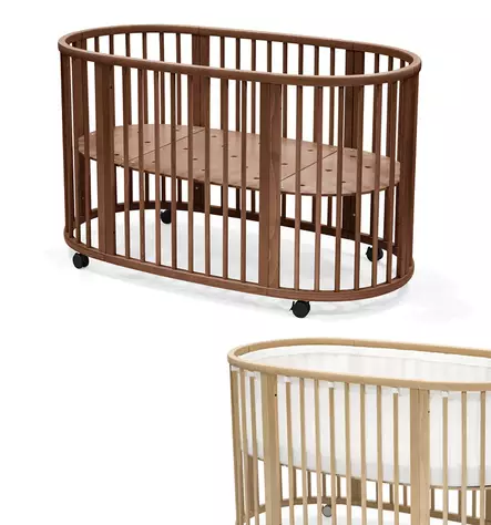 Stokke Sleepi V3 pinnasänky Warm Brown ja Mesh Liner reunapehmuste. - Stokke Sleepi produkter - 591404kamp - 1