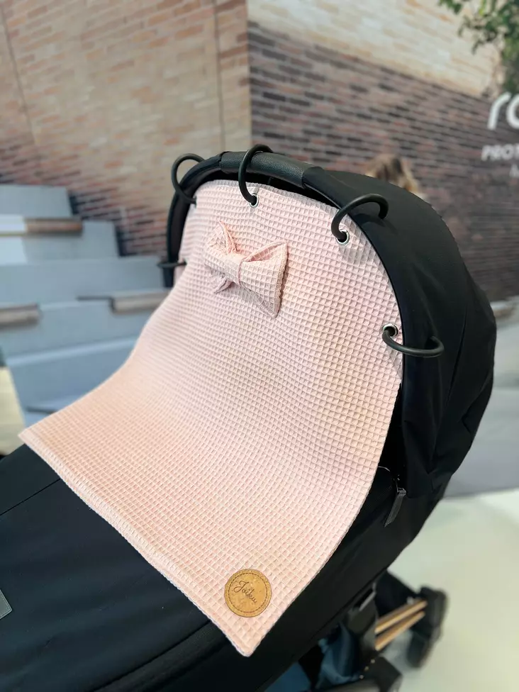 Vaunuverho JoiKu Rusetti Nudepink, vohvelikangas. - Vagnsgardiner och fästringar - JOIVVRUNP - 1