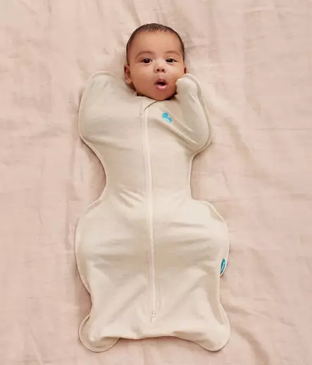 Love To Swaddle Up kapalopussi Original, Oat vauvalla. - Sovpåsar - L1001001OAT - 2